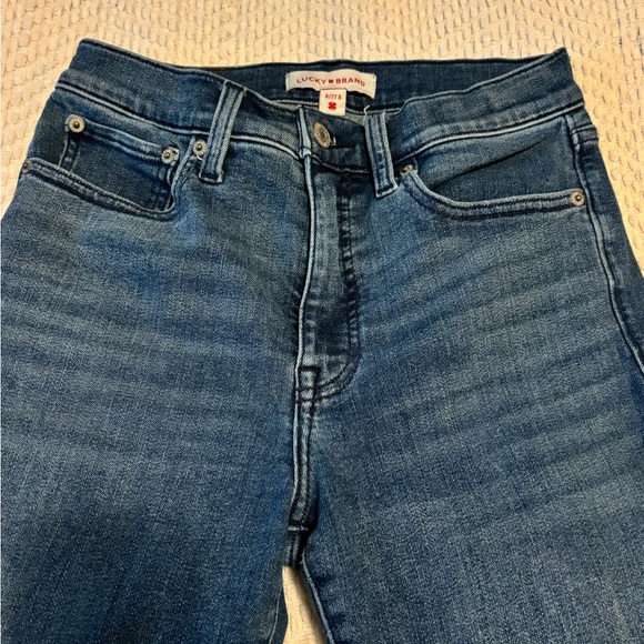 Lucky Brand Stevie High Rise Flare - Picture 2 of 3